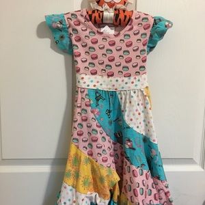 Jelly The Pug 3T runs big like 4T